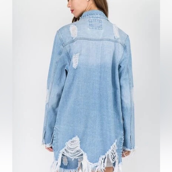 ShopEvelynne Light Blue Distressed Jean Jacket NEW! Never worn - Picture 2 of 5
